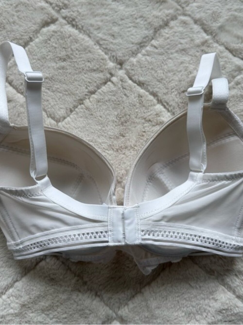 ASOS X Figleaves | Cream Harper Lace Plunge Bra | Size 32F - Picture 4 of 14